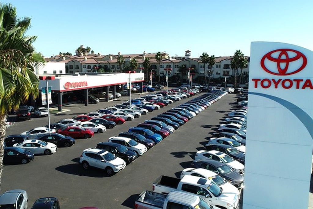 Welcome to <span class="nowrap">South Coast Toyota!</span>