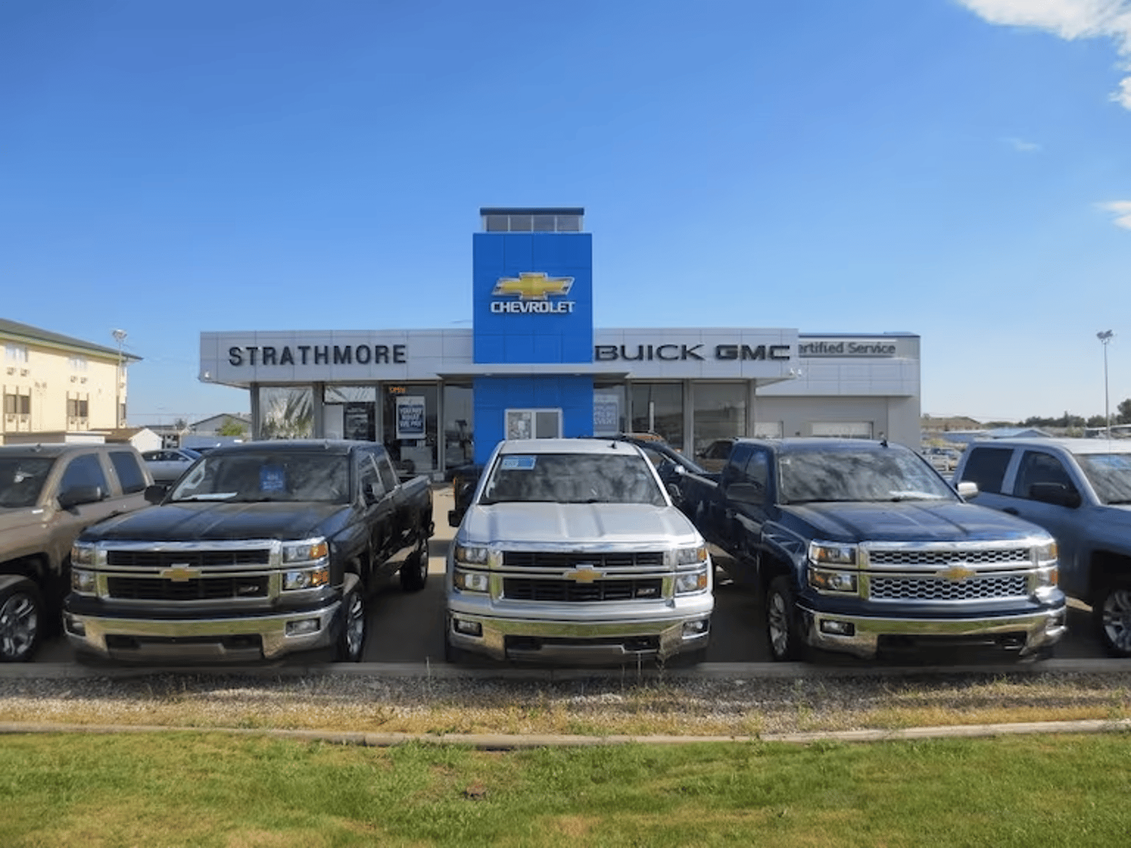 Welcome to Strathmore Motors!